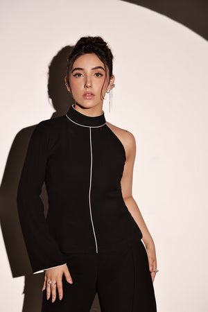 Asymmetric Architectural Tailored Set