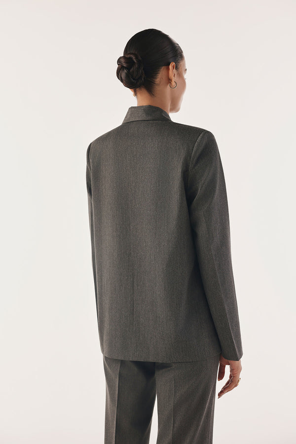 The Minimalist Tailored Set