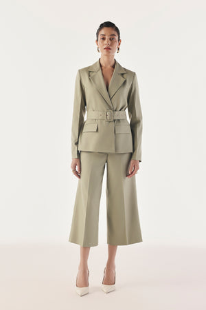 Tailored Summer Set