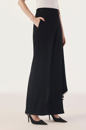 Asymmetric Architectural Tailored Set