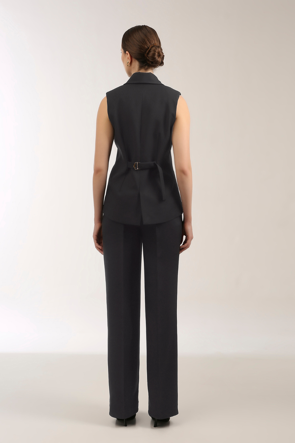 Anomaly Tailored Set