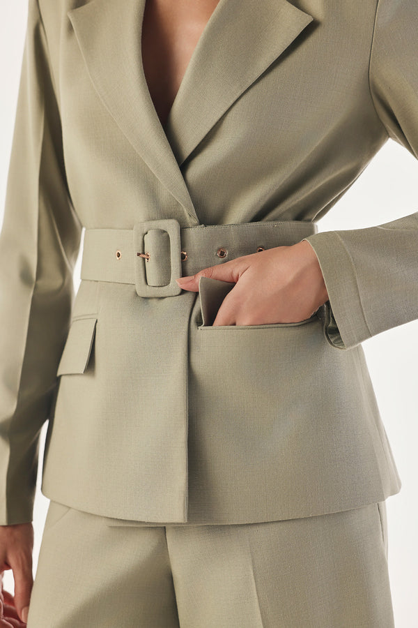 Tailored Summer Set