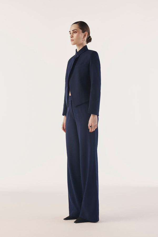 Reframed Tailored Set