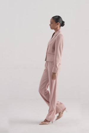 Effortless Cropped Blazer